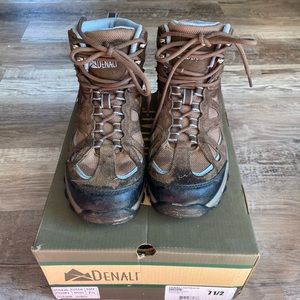 Denali Hiking Boots